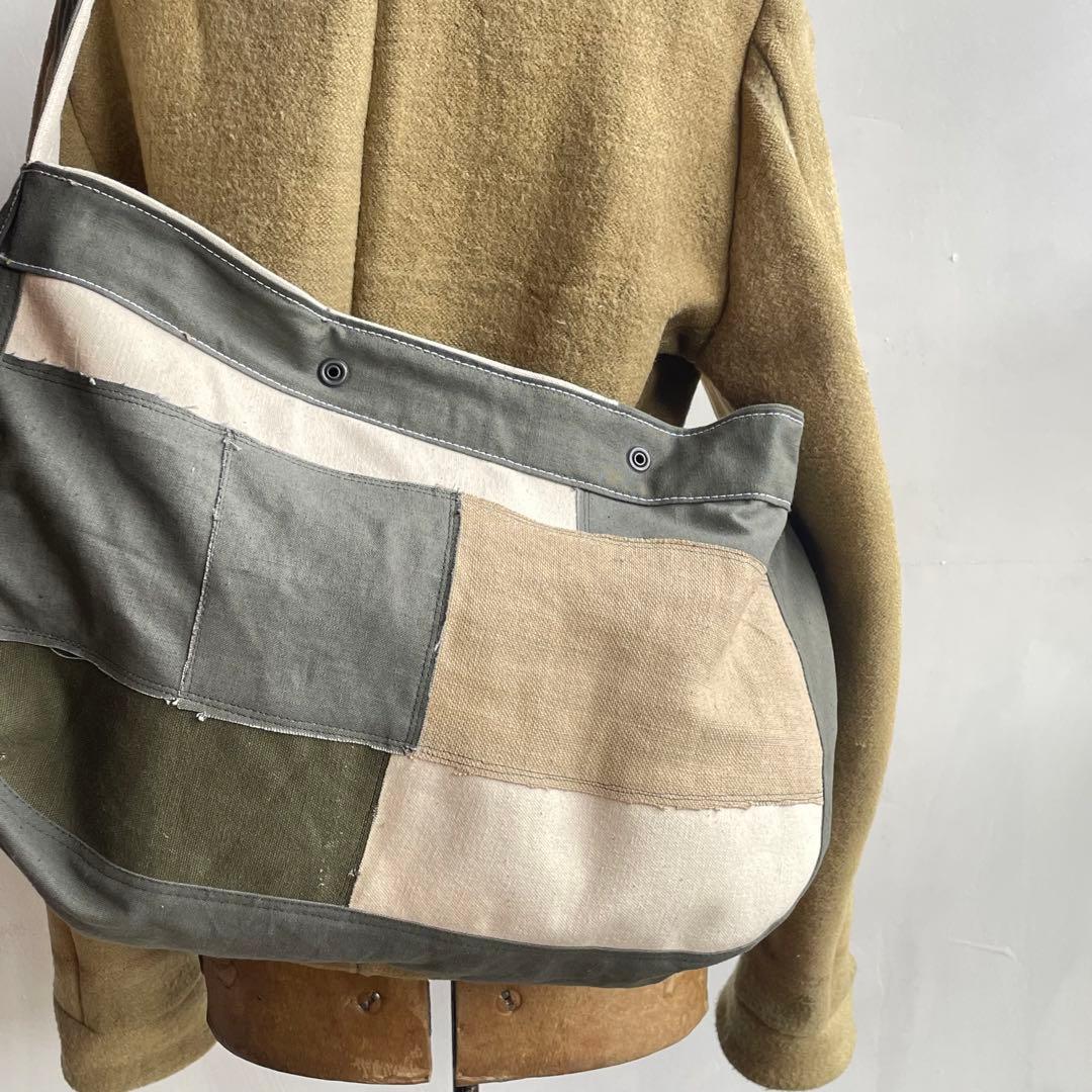 【1点物】ビンテージ　ニュースペーパーバッグ　ミリタリー