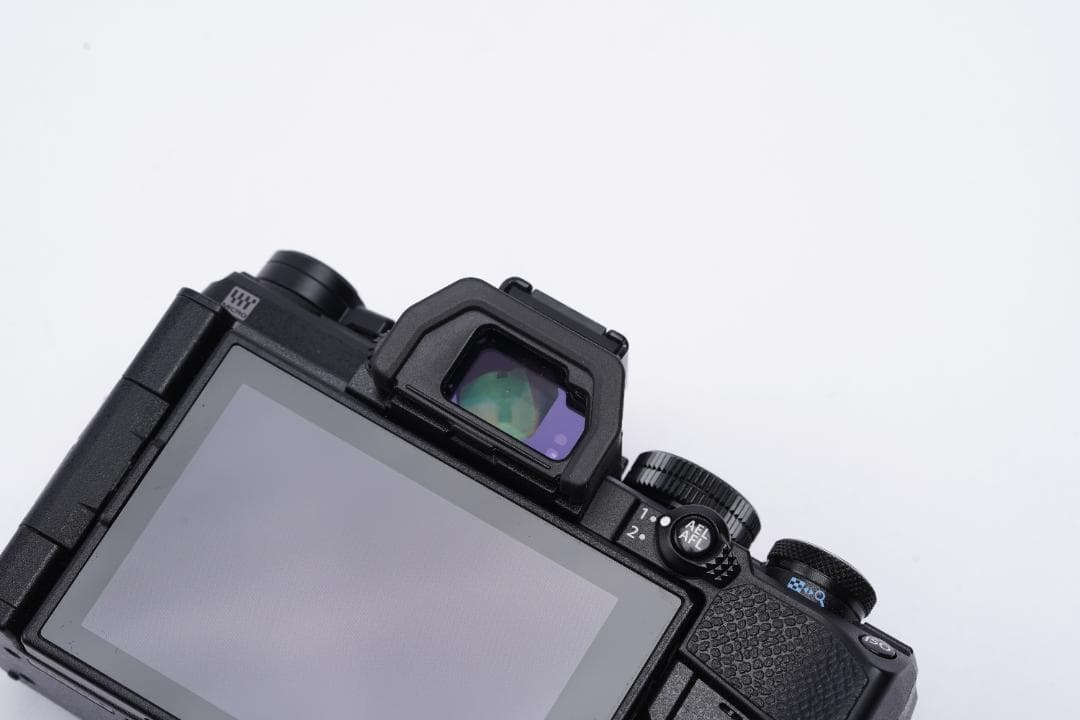 山*人様 最終価格　OM SYSTEM OM-5 美品　シャッター回数2300回