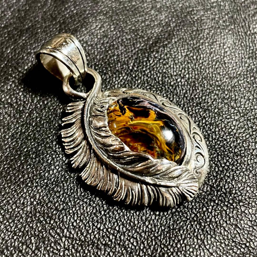 SAAD サード ピータサイト フェザー ペンダント トップ ネックレス