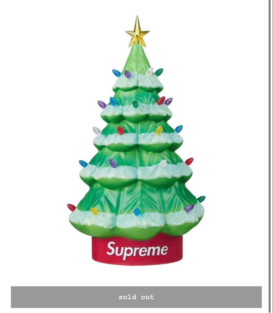 クリスマス supreme holiday tree