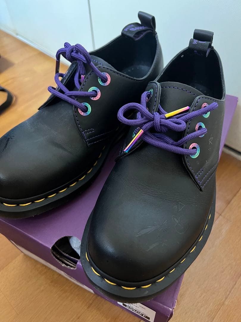 【美品】ドクターマーチン BT21 コラボ品 UK5