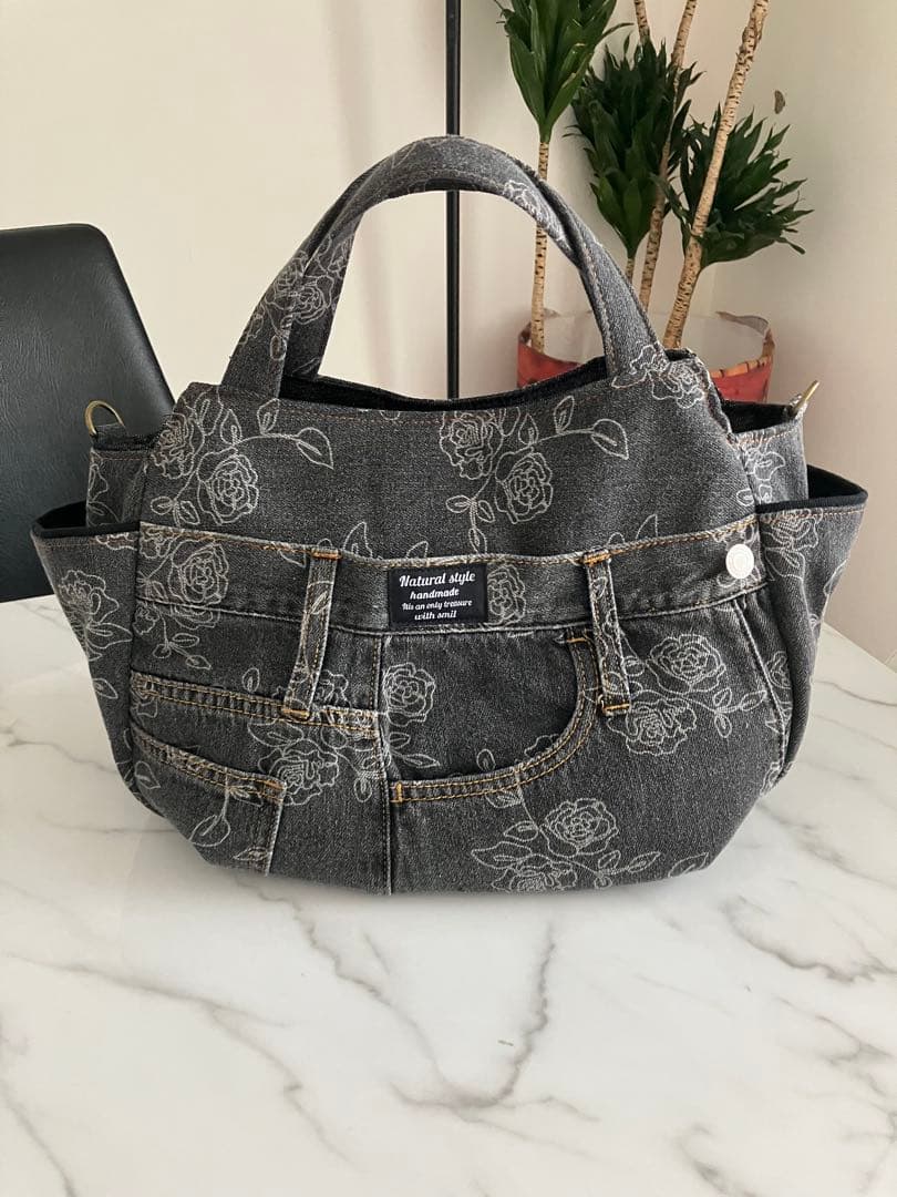 861 あつこ　花柄デニムリメイクバック　ハンドメイド 2点