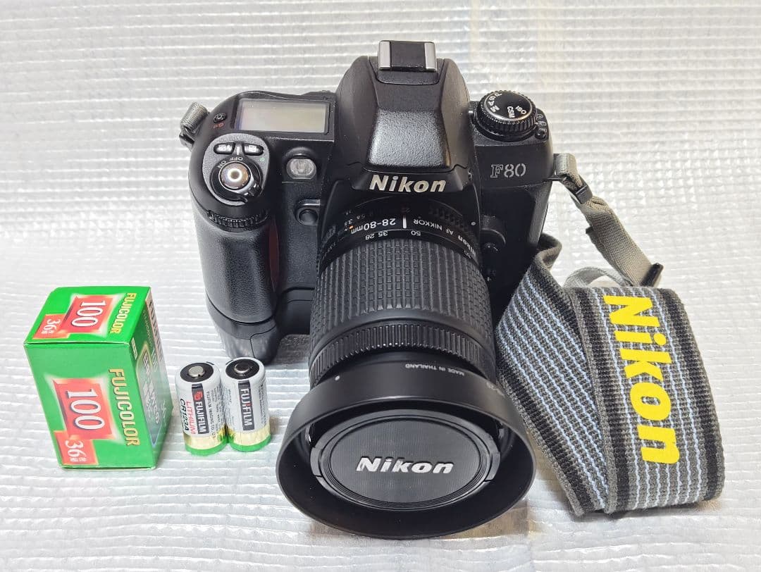 お買い得 ニコン F80とアクセサリーセット