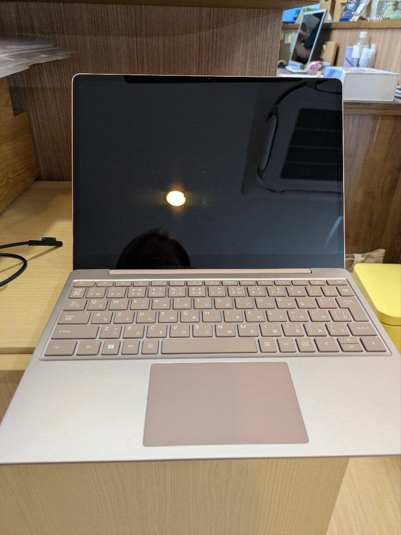 Microsoft Surface Laptop go2 サンドストーン