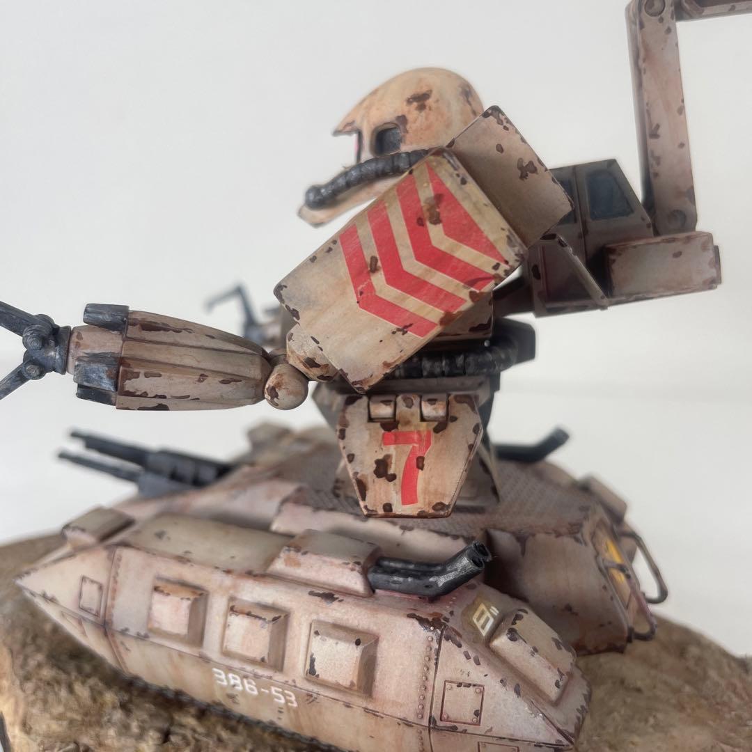 MSV ザクタンク 塗装完成品　ジオラマ台座付き