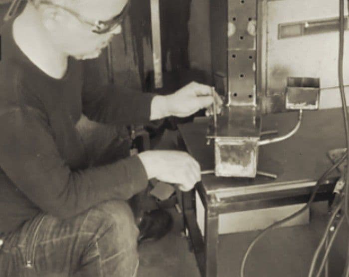 廃油ストーブ　本物　【エコノミー】アースデザイン