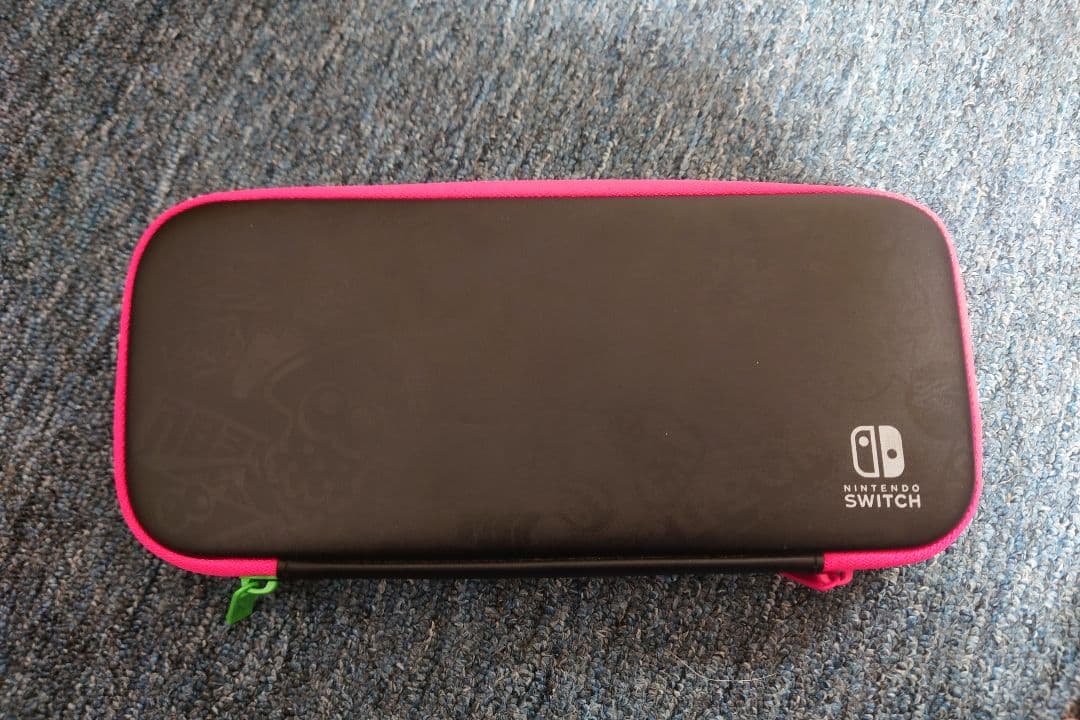 Nintendo Switch 本体 黒/赤 Joy-Con