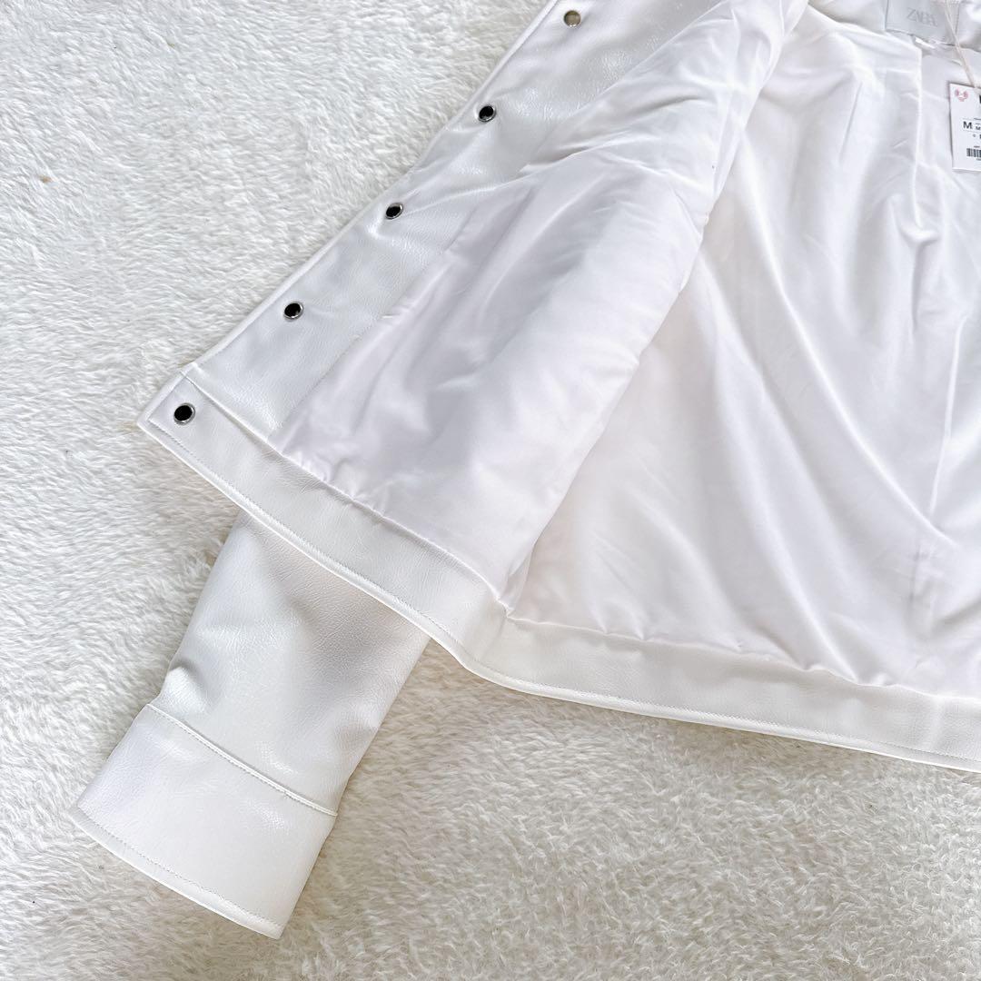 新品タグ付き✨【ZARA】光沢フェイクレザージャケット オフホワイト Mサイズ