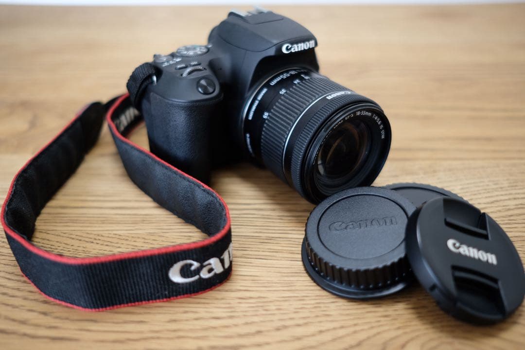 Canon EOS Kiss X9 本体 + レンズセット