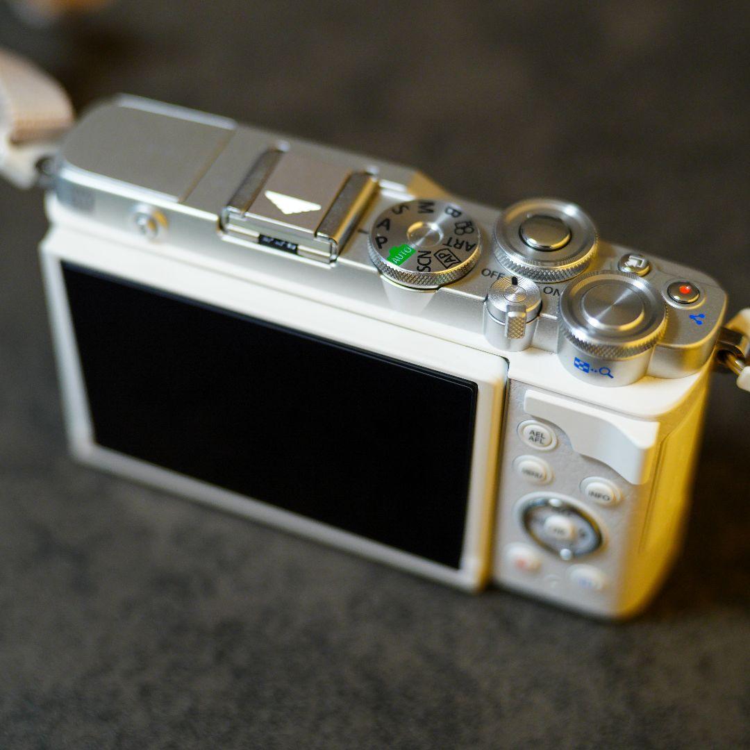 OLYMPUS PEN E-P7＋M.ZUIKO 25mm F1.8