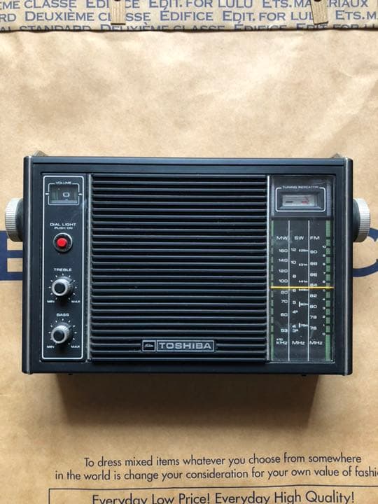 TOSHIBA MODEL RP750FT MW/SM/FM ラジオ