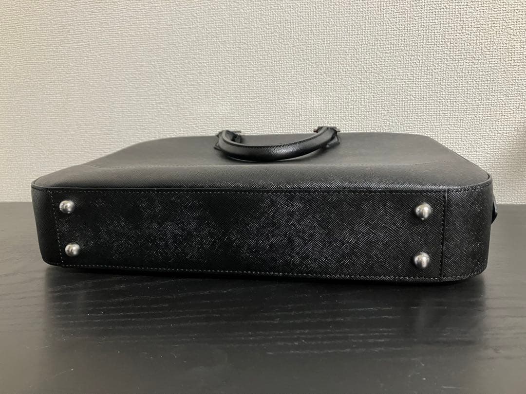 ペッレモルビダ　ビジネスバッグ　ブリーフ