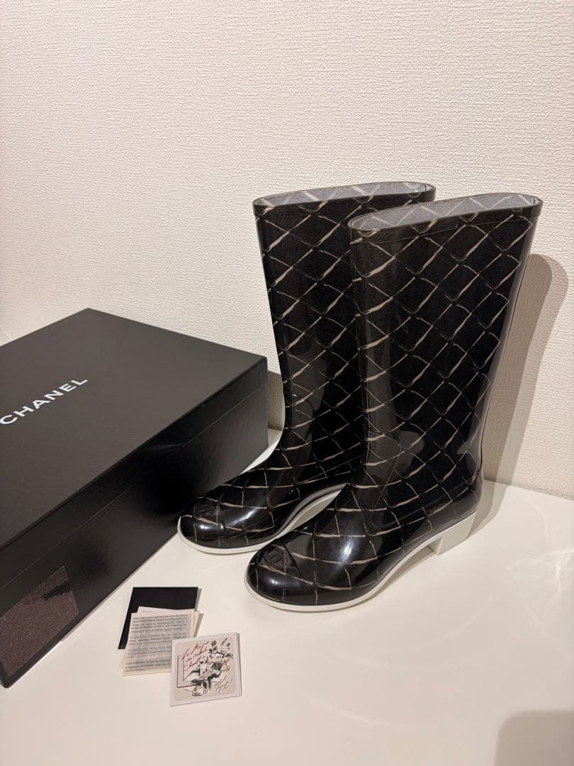 Chanel シャネル ココマークレインブーツ マトラッセ柄 ラバー シューズ