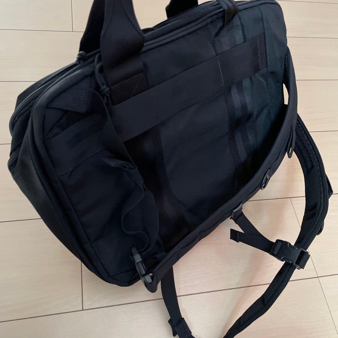 RrN【美品】BRIEFING TR-3 S MW GENII ブラック