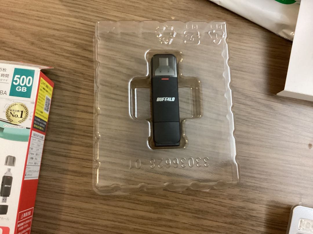 BUFFALO外付けSSD 500GB SSD-SD500U3-BA しろとら様
