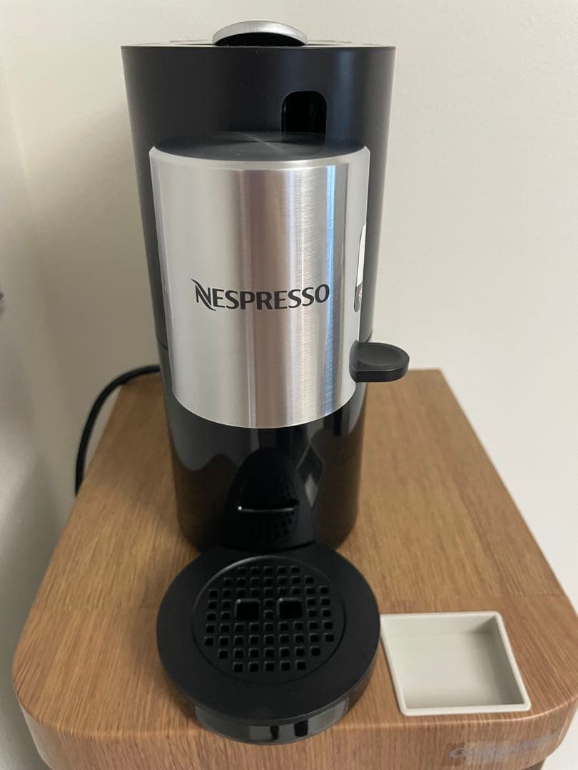 ネスプレッソ カプセル式コーヒーメーカーS85-BK-W