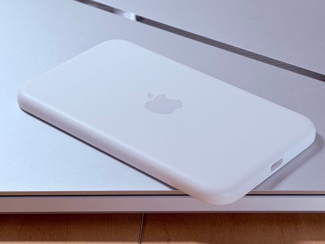 iPhone Air MagSafe バッテリー
