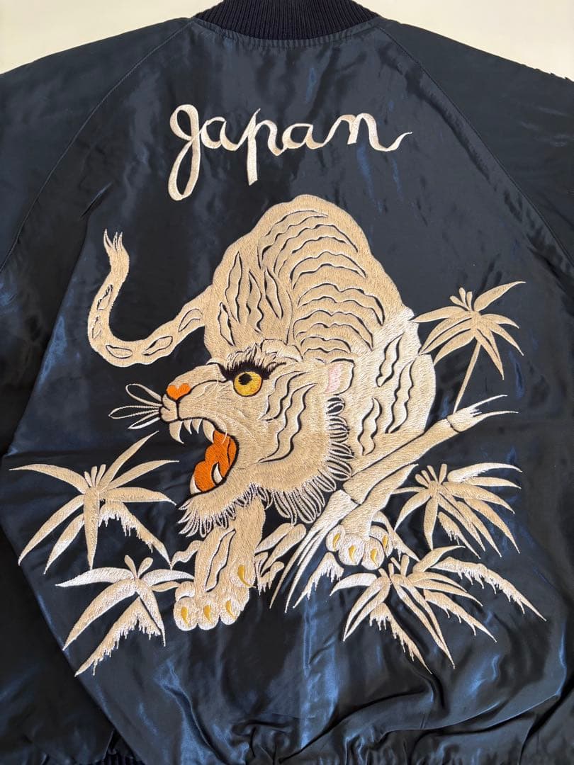 テーラー東洋　スーベニアジャケット　ホワイトタイガーxゴールドドラゴン　サイズL