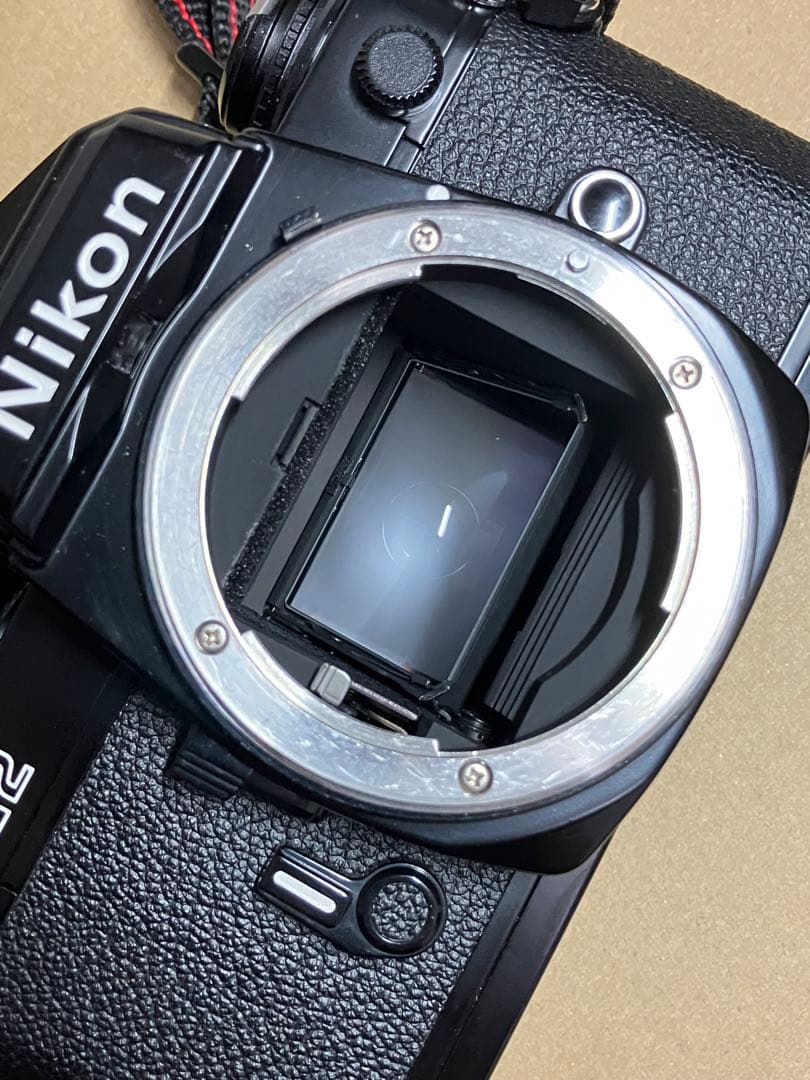 Nikon FE2 マニュアルフォーカス　カメラ　ブラック　ボディ
