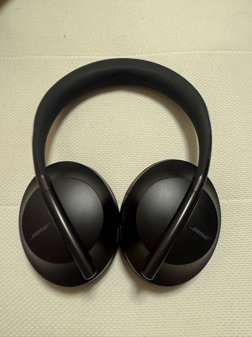 ヘッドホン Bose NC700