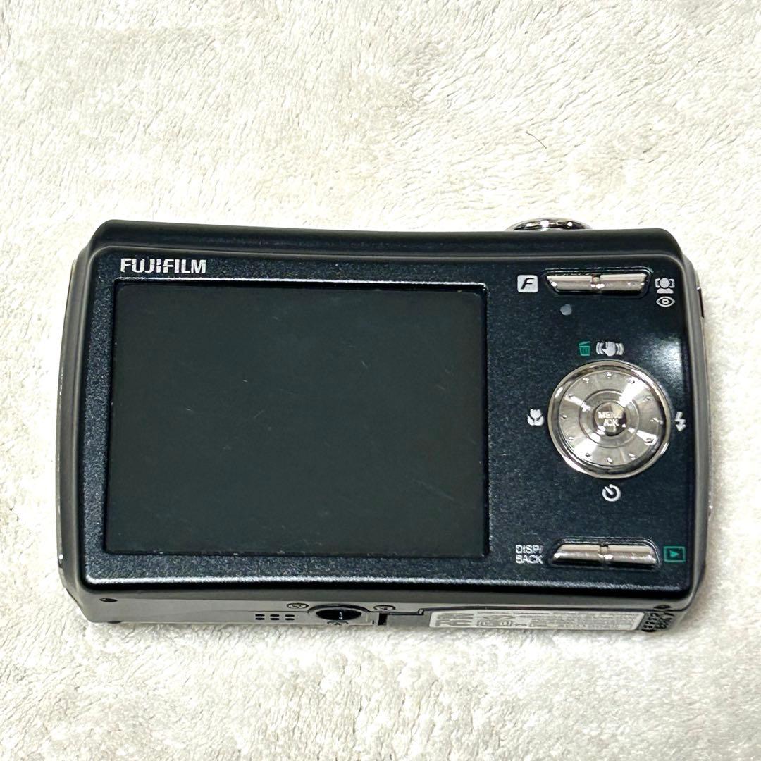 【極美品 動作確認済】FUJIFILM FinePix F100fd ブラック