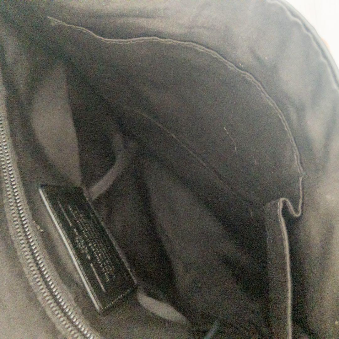 COACH ブラック レザー メッセンジャーバッグ　エンボス　本革　ショルダー