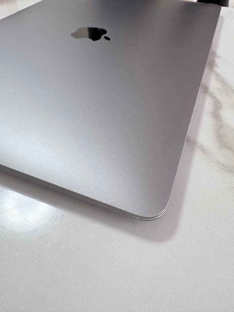 MacBook 本体 i7 256GB SSD グレー