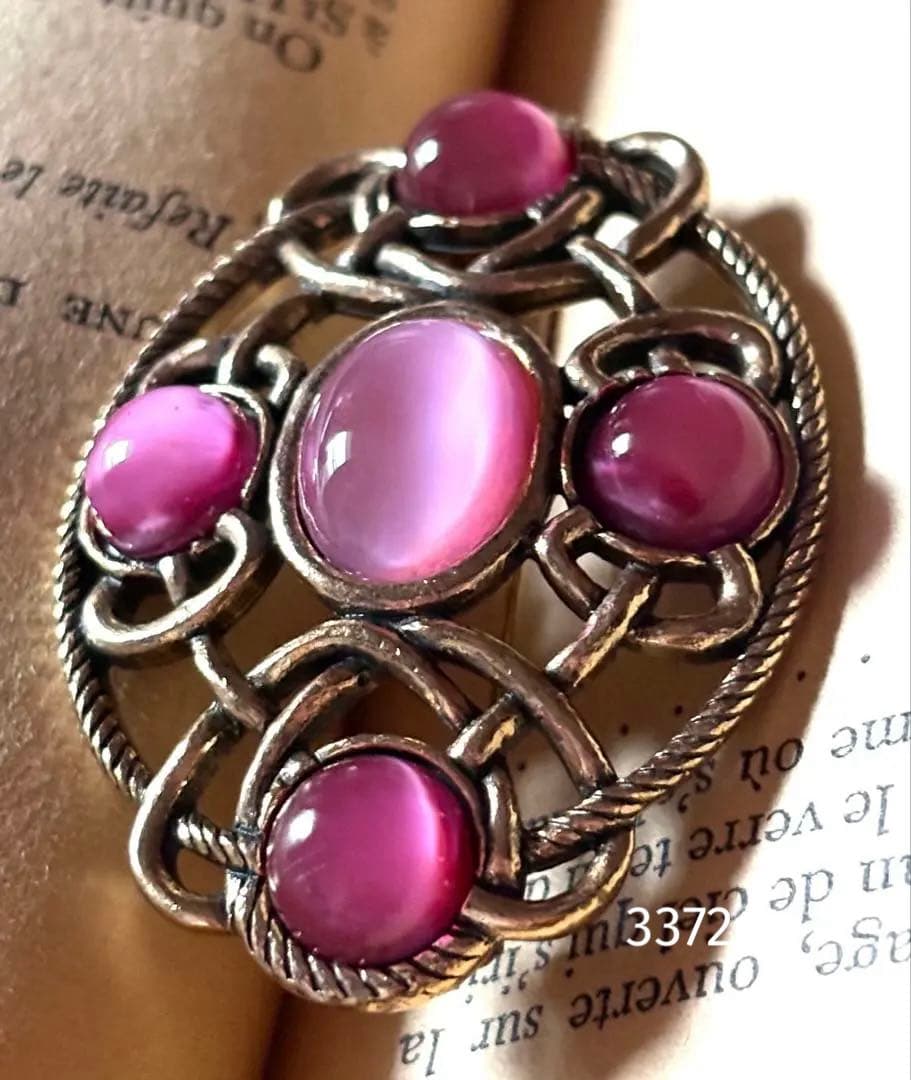 3372ヴィンテージ☆英国/MIRACLE/カボションブローチ