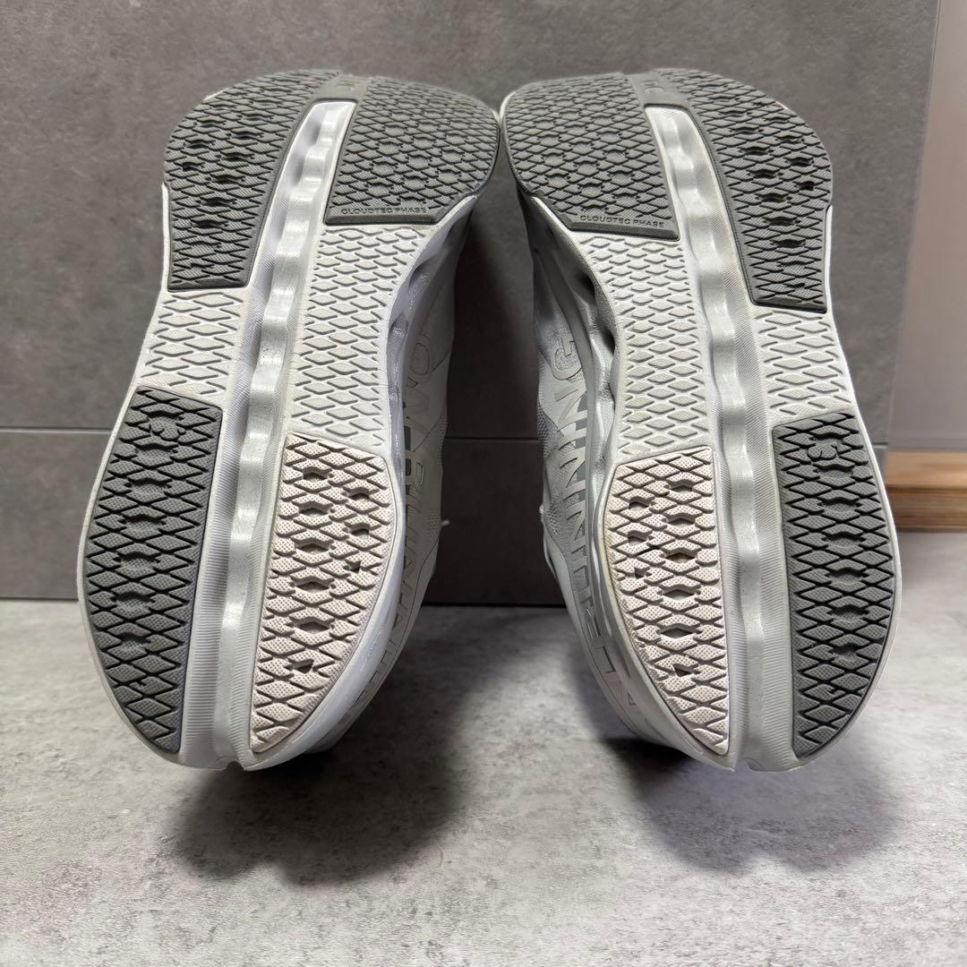 【極美品27.5】On Cloudsurfer Next オンクラウドサーファー