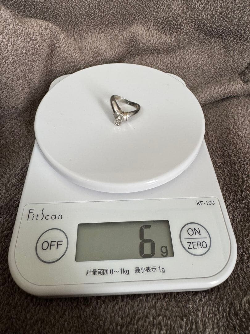 プラチナ900製ダイヤモンドリング 6g