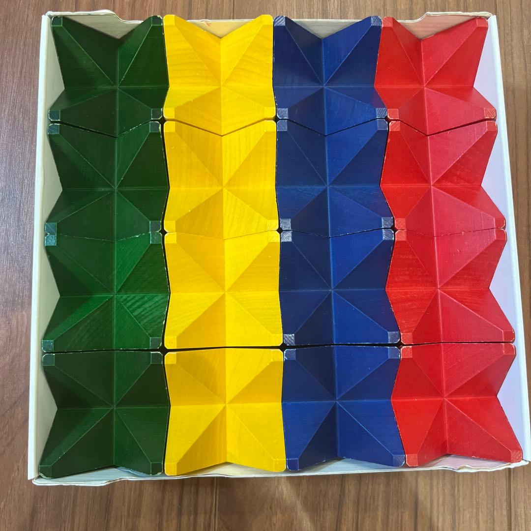 積み木ネフスピール　ワールドワイドキッズ Naef Spiel