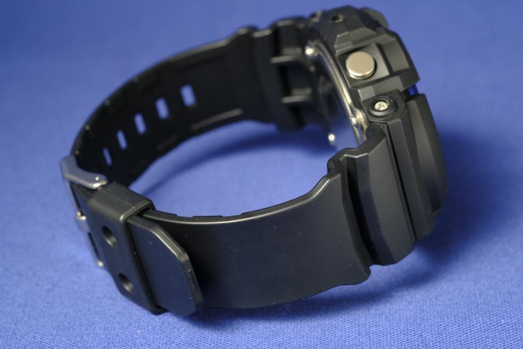 【綺麗】G-SHOCK GAW-100B 電波ソーラー／ビッグケース (114)