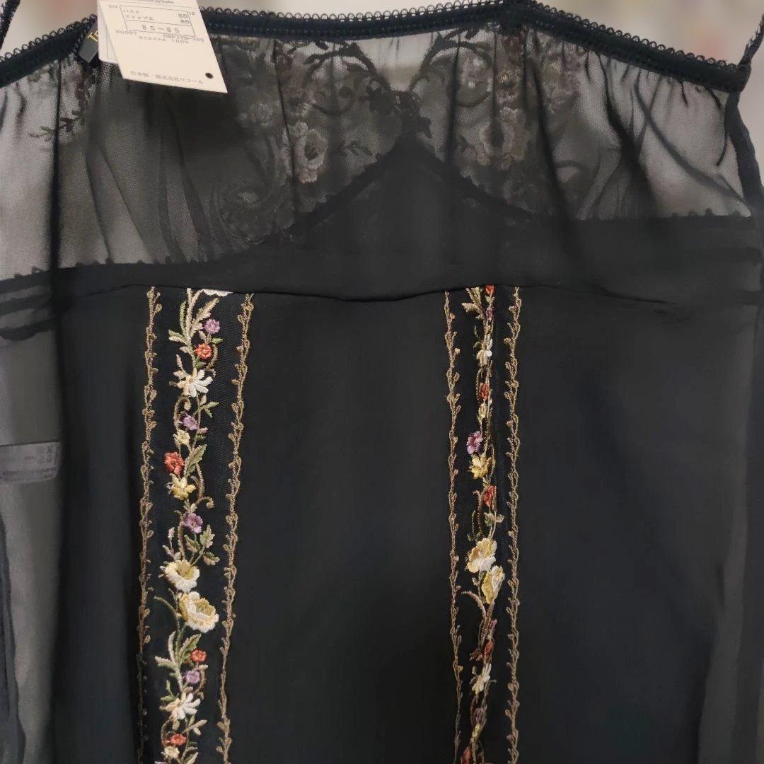 トレフル　花柄刺繍 シースルーキャミソール 黒85-85新品タグ付き