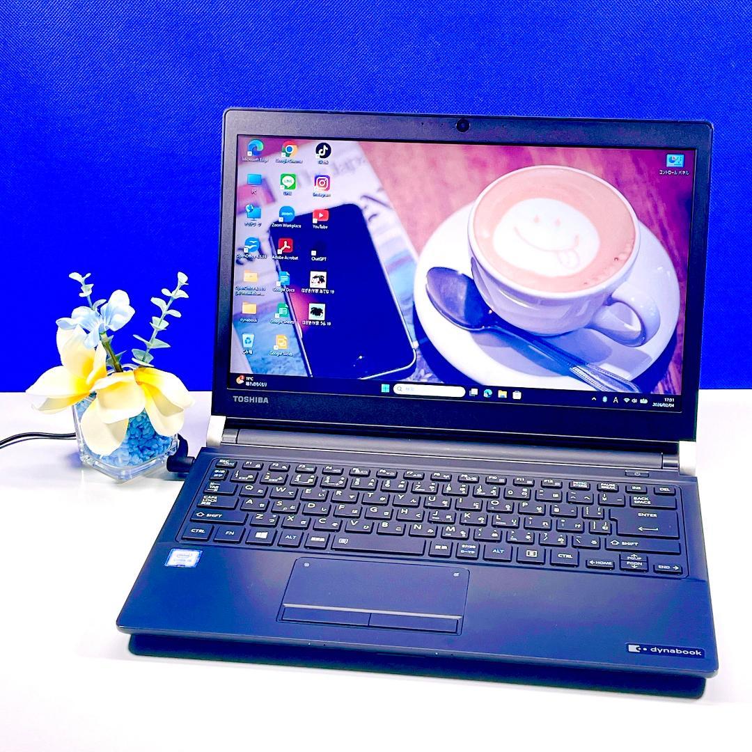 すぐ使える！Windows11✨快適SSD✨東芝カメラ付小型ノートパソコン軽量