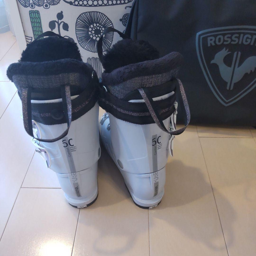 Rossignol レディーススキーブーツ、ケース　値下げ不可