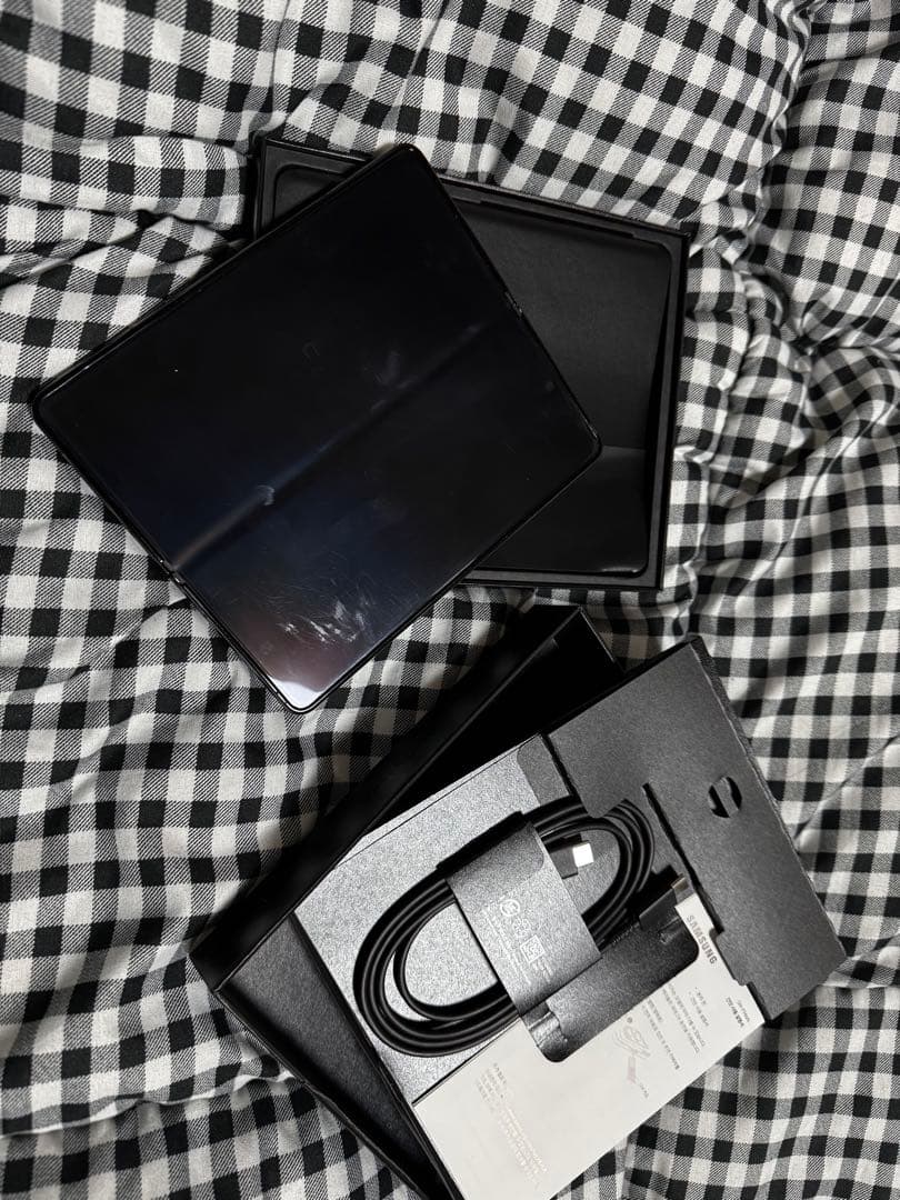 スマートフォン本体 Samsung Galaxy Z Fold 5 512GB