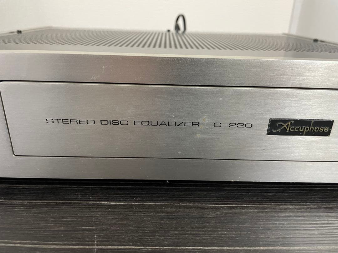 Accuphase アキュフェーズ　C-220 プリアンプ　通電確認済み