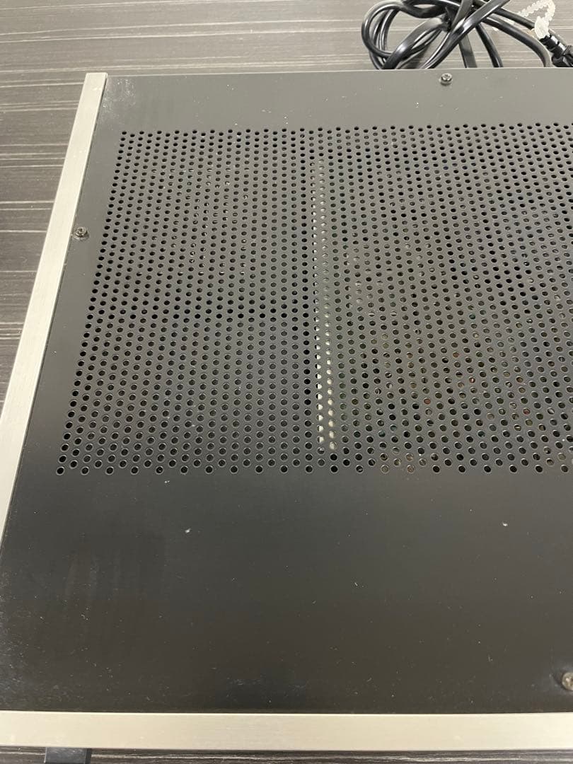 Accuphase アキュフェーズ　C-220 プリアンプ　通電確認済み