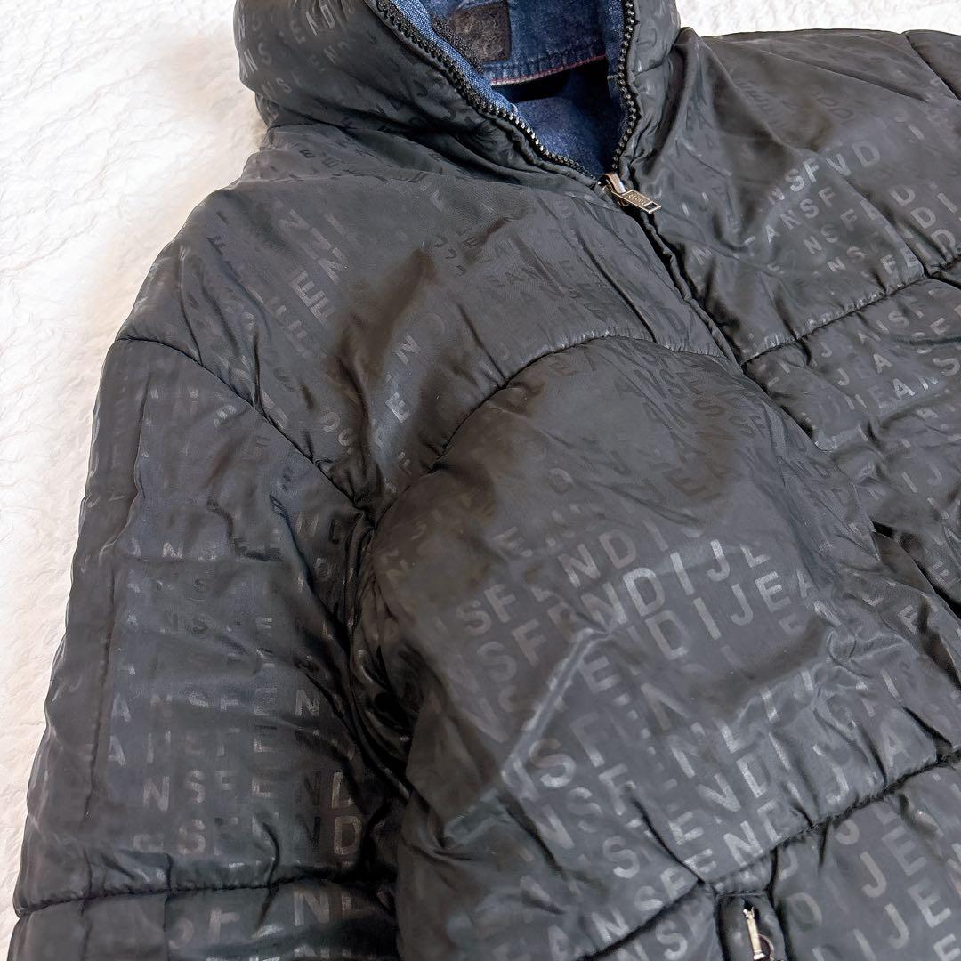 FENDI リバーシブル　デニムダウンジャケット　ズッカ　FF総柄