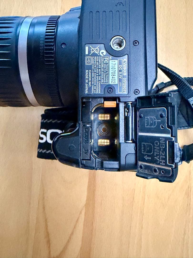 Canon EOS Kiss Digital N カバーEH18L付き　箱あり