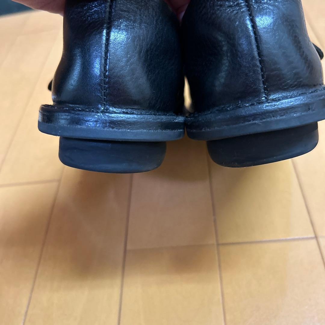 trippen フリンジ付き黒レザーシューズ