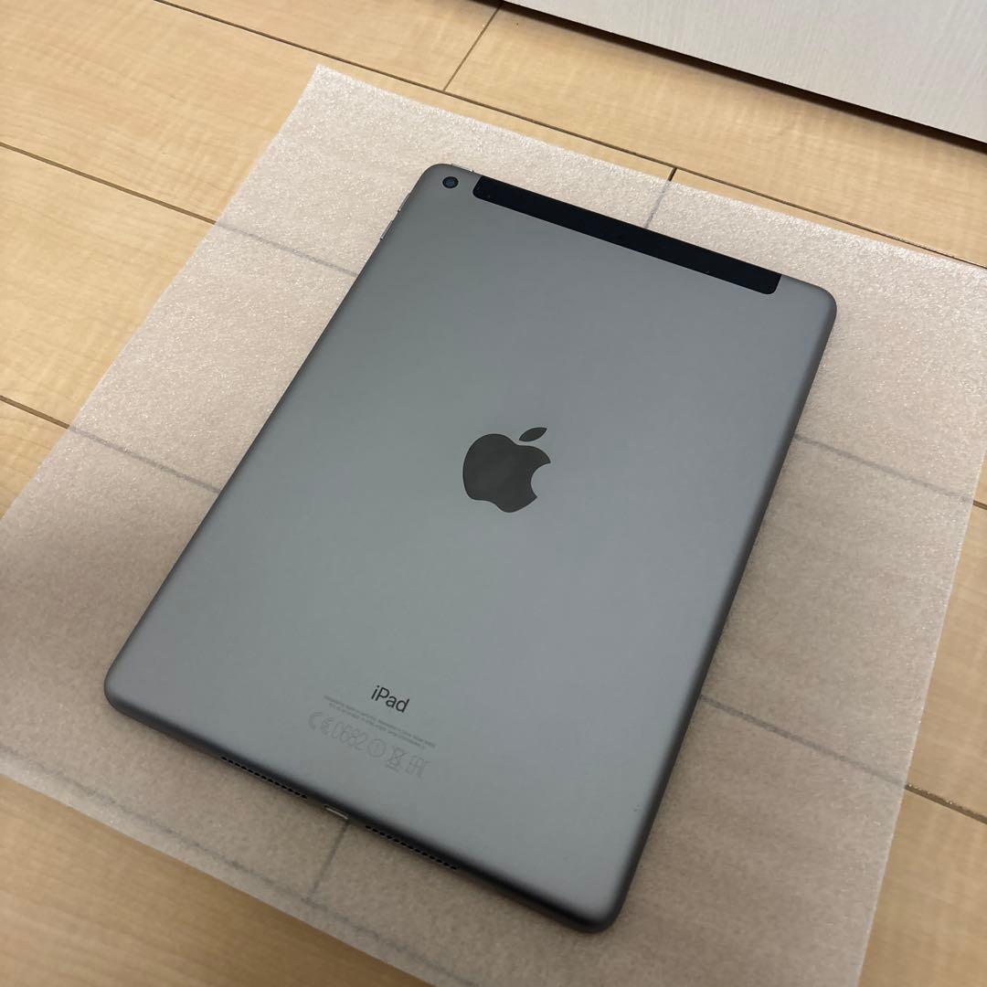 iPad 第5世代 32GB Wifi+Cellular A1823