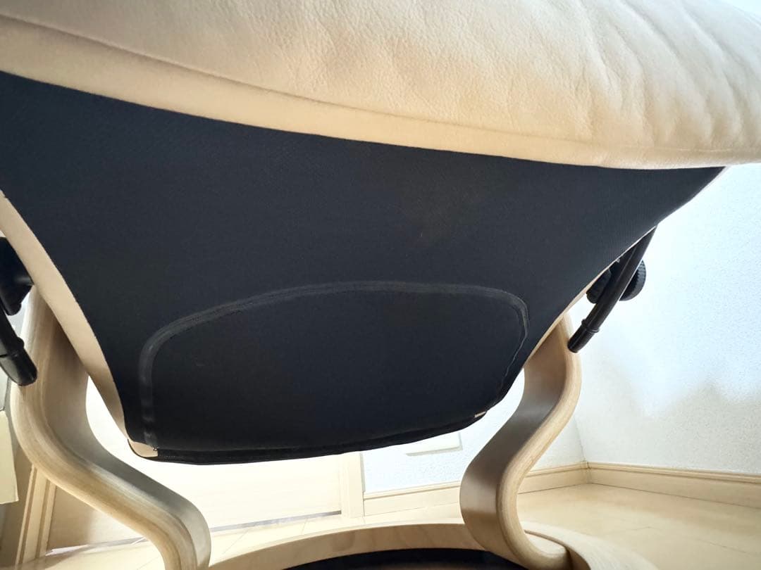 エコーネス ストレスレスチェア　ノルウェー製　本革 オットマン付き