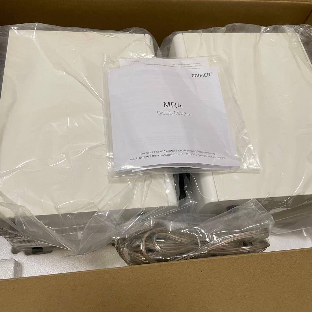 美品　Edifier MR4