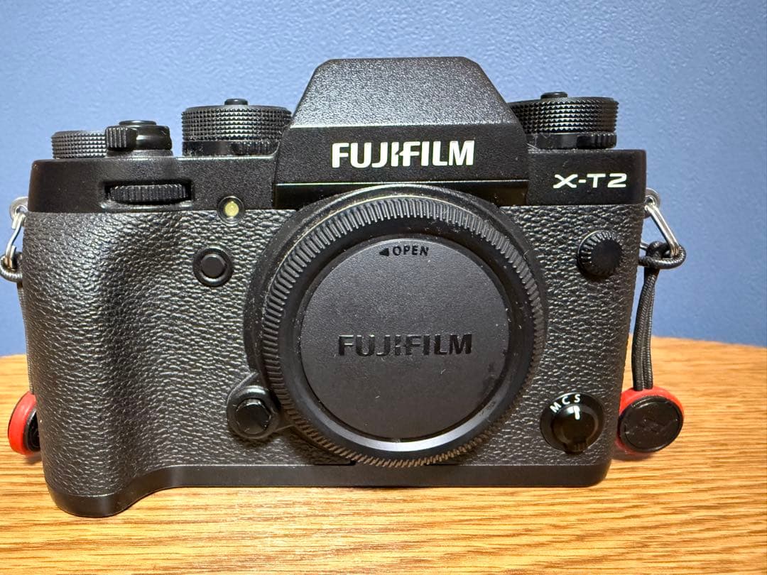 【極上美品元箱付】FUJIFILM X-T2 ＋ 純正バッテリーグリップ セット