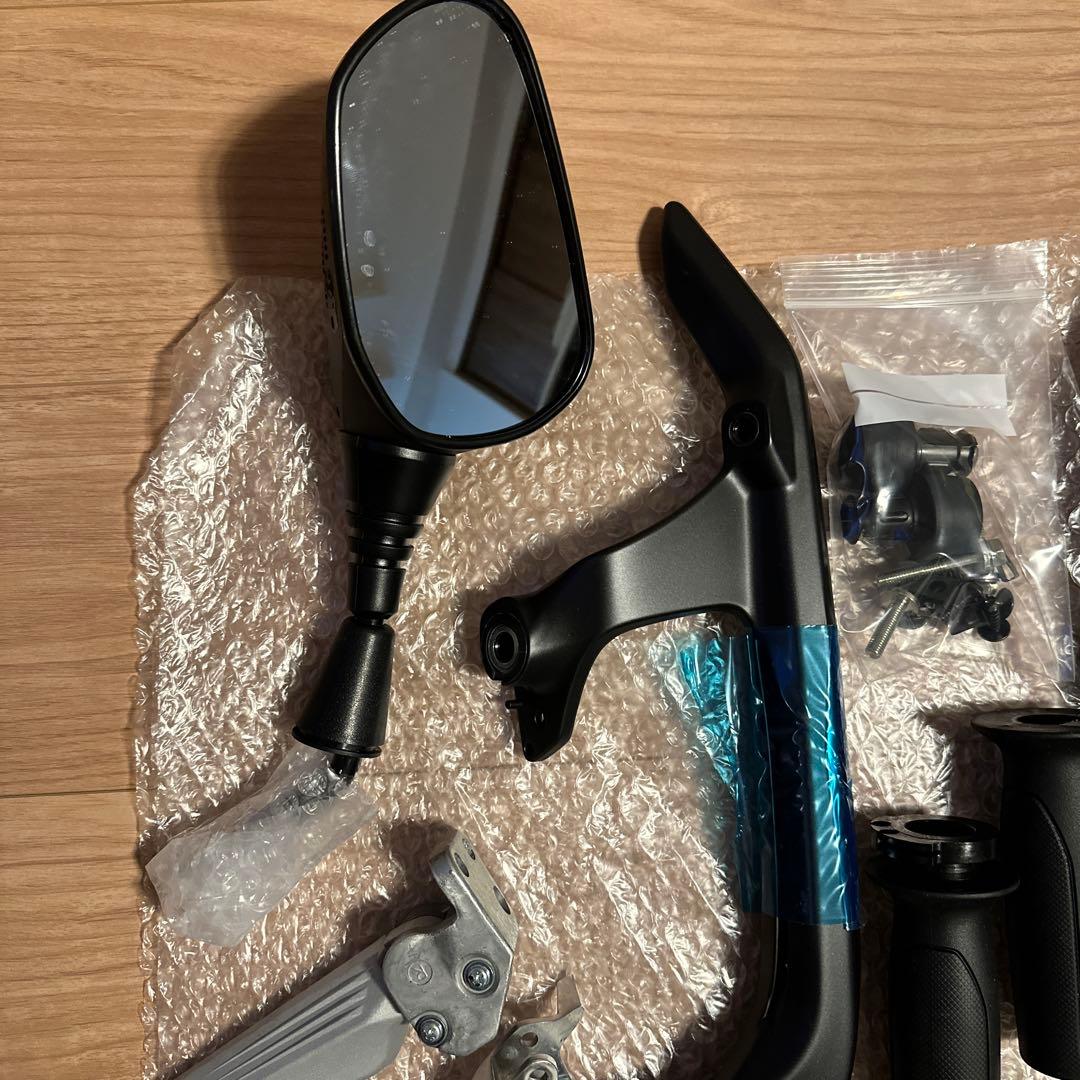 【新品未使用】シグナス グリファス純正パーツ6点（ミラー、ブレーキレバー他）