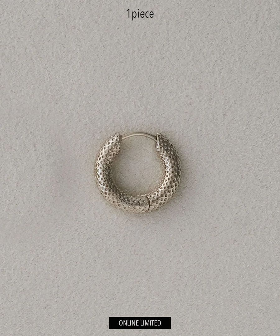 ララガン　ピアス　シルバー