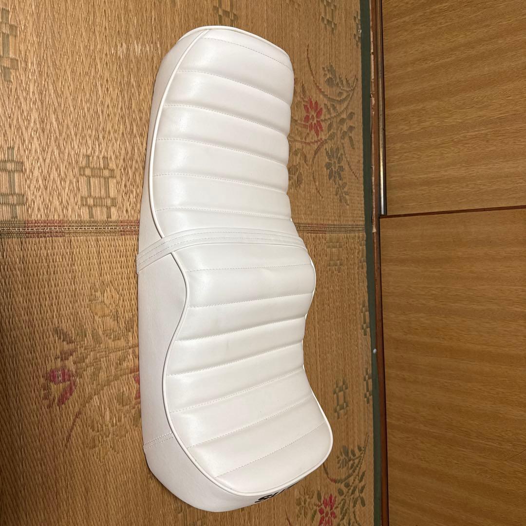 SUZUKI GS750 タックロール　艶なし白