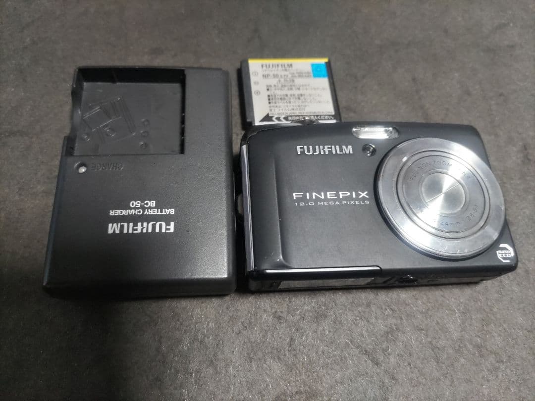 FUJIFILM　Fine Pix F50fd　ジャンク