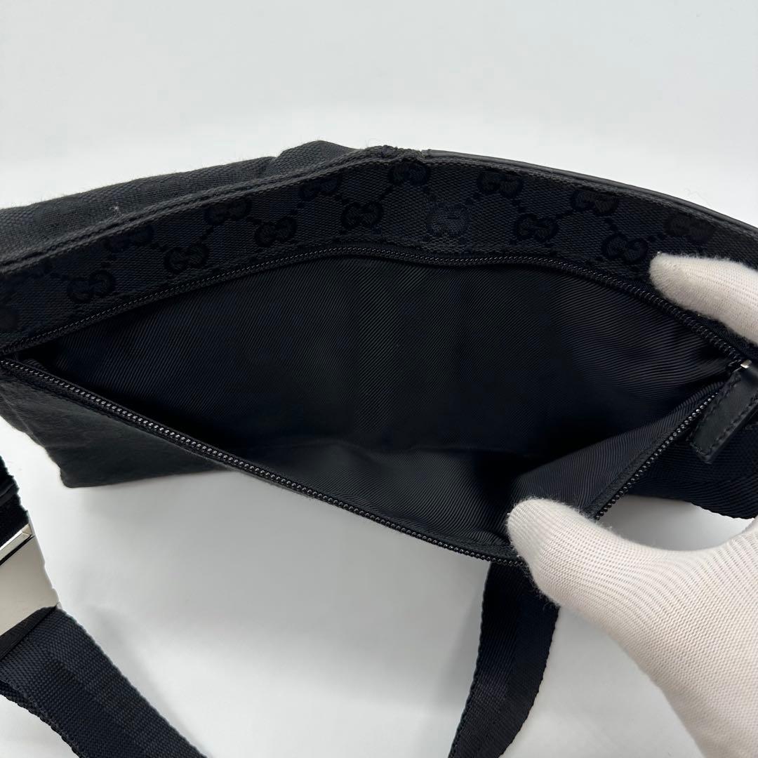 【極美品】GUCCI ボディバッグ ウエストポーチ GG キャンバス ブラック